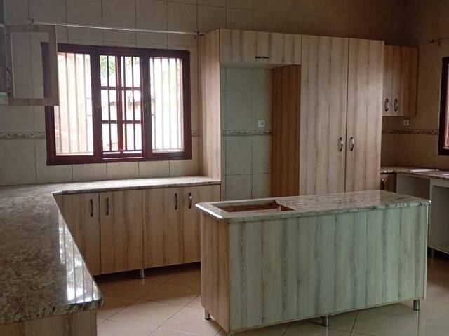 Casa para Arrendamento em Maputo - 2