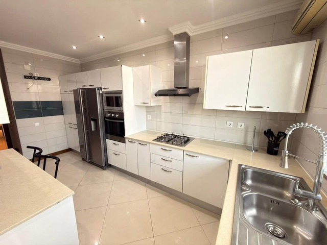 Apartamento para Arrendamento em Maputo - 5