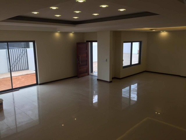 Casa para Arrendamento em Maputo - 4