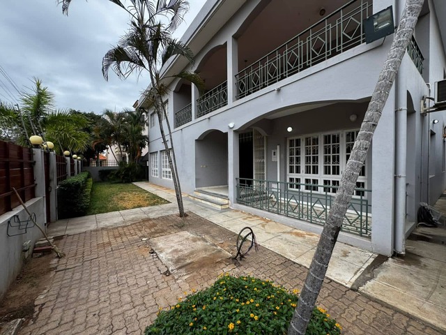 #3084 - Casa para Arrendamento em Maputo - Maputo