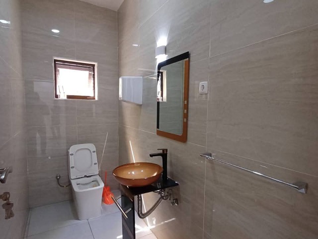 #3128 - Casa para Arrendamento em Maputo - Maputo