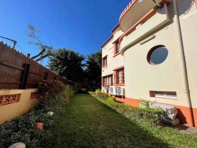 #3133 - Casa para Venda em Maputo - Maputo