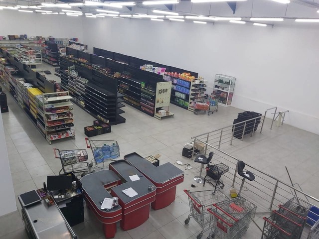 #3137 - Depósito para Venda em Maputo - Maputo