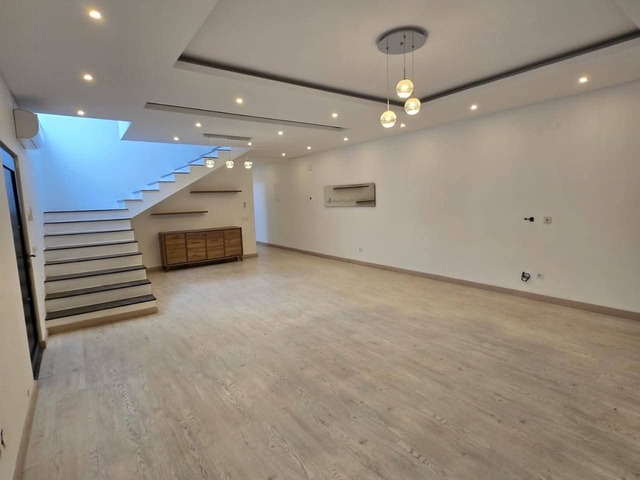 #3166 - Casa para Venda em Maputo - Maputo