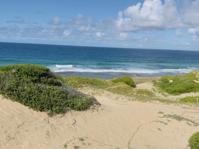 #3183 - Conjunto Comercial para Venda em Inhambane - Inhambane