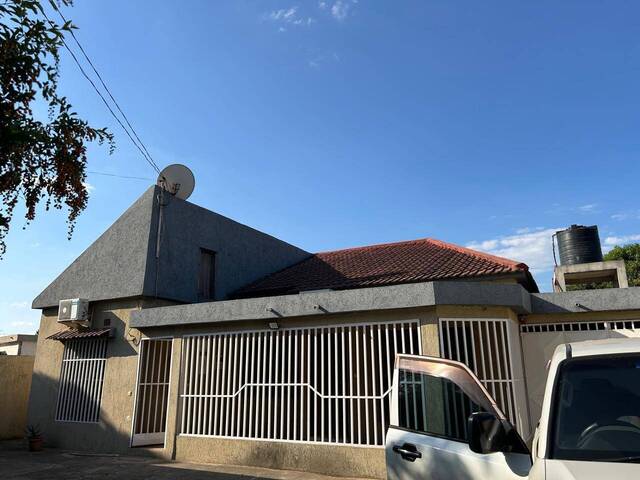#3190 - Casa para Venda em Maputo - Maputo