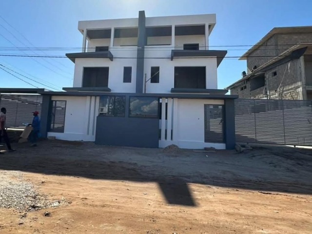 #3195 - Casa para Venda em Maputo - Maputo