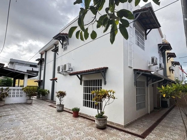 #3196 - Casa para Arrendamento em Maputo - Maputo