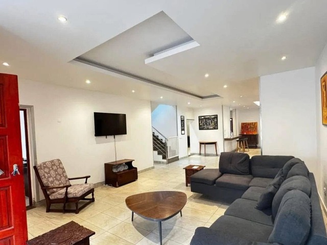 Casa para Arrendamento em Maputo - 4