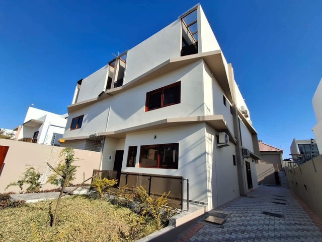 #3208 - Casa para Venda em Maputo - Maputo