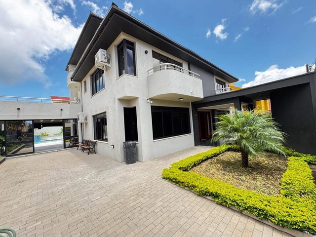 Arrendamento em SOMMERSHIELD 2 - Maputo