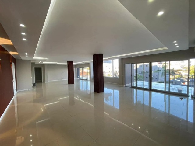 Apartamento para Arrendamento em Maputo - 2