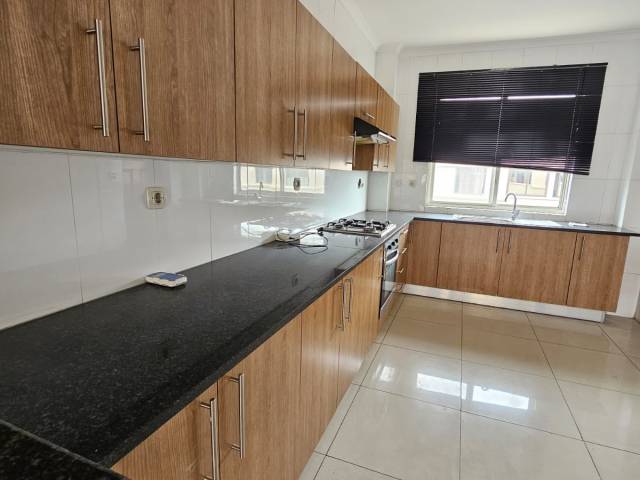 Apartamento para Arrendamento em Maputo - 2