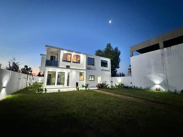 Casa para Arrendamento em Maputo - 5