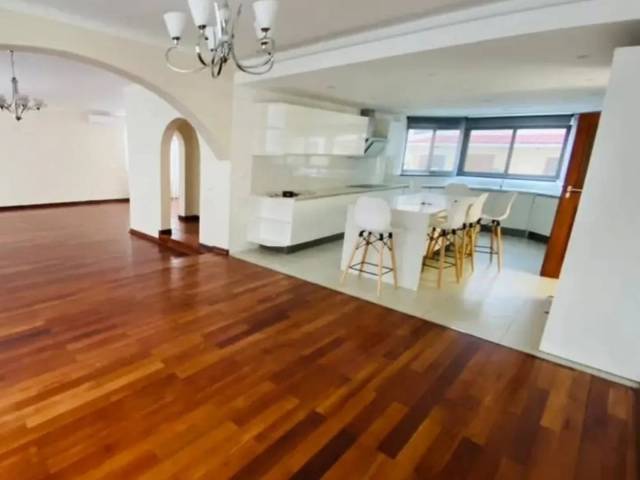 Casa para Arrendamento em Maputo - 2