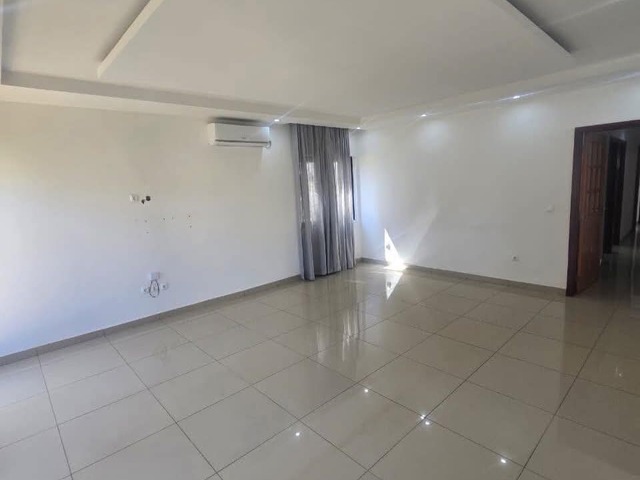 Apartamento para Venda em Maputo - 2