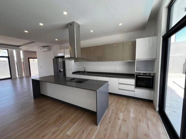Casa para Arrendamento em Maputo - 5