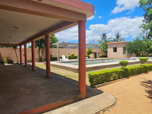 Casa para Arrendamento em Maputo - 2