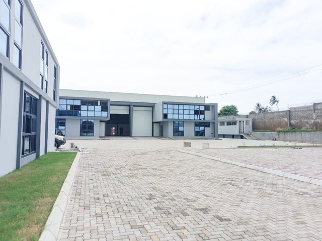 Depósito para Venda em Maputo - 5