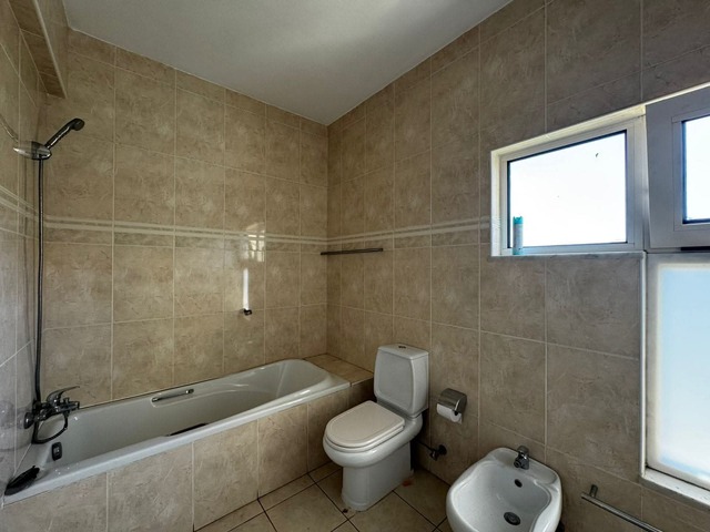 Casa para Arrendamento em Maputo - 5