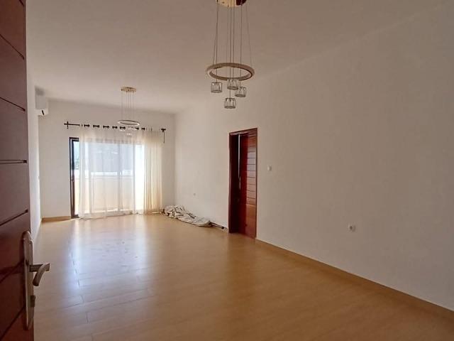 Casa para Arrendamento em Maputo - 4