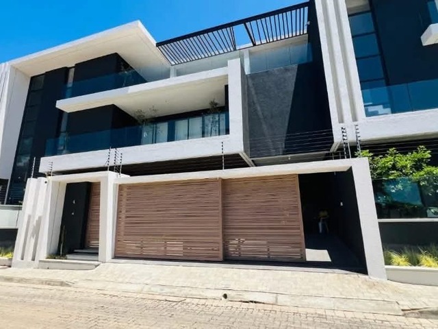 Casa para Arrendamento em Maputo - 2