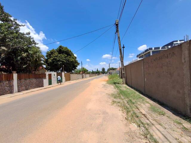Terreno para Venda em Maputo - 3
