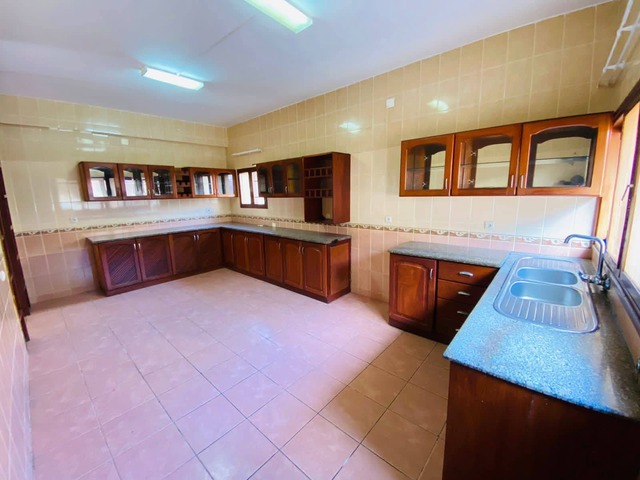 Casa para Arrendamento em Maputo - 4