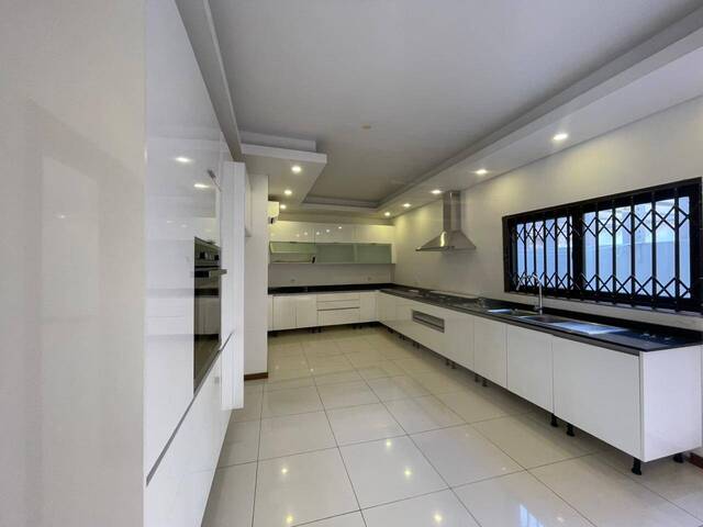 Casa para Arrendamento em Maputo - 2