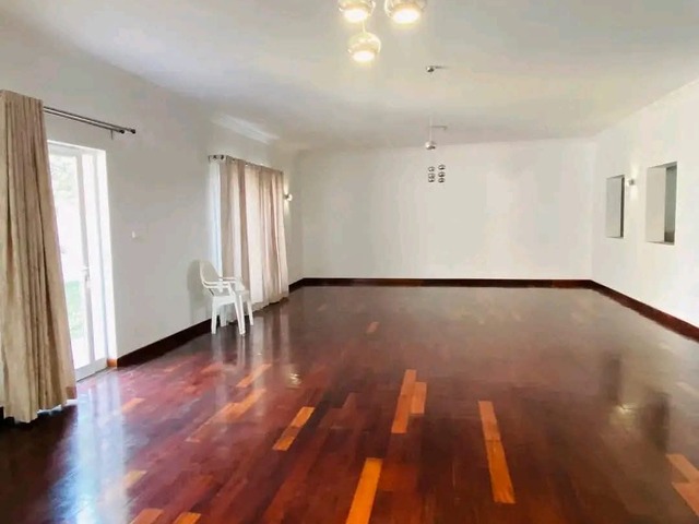 Casa para Arrendamento em Maputo - 4