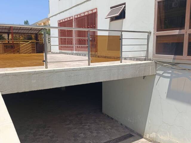 #4221 - Prédio comercial para Arrendamento em Maputo - Maputo