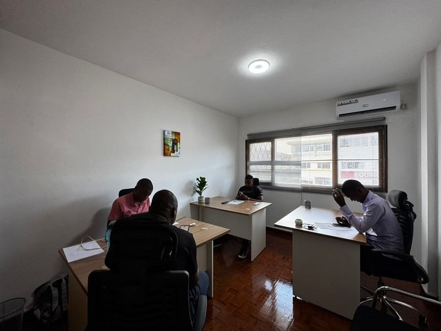 #4252 - Escritório para Venda em Maputo - Maputo