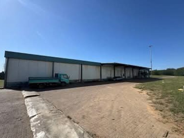 #4260 - Depósito para Venda em Maputo - Maputo