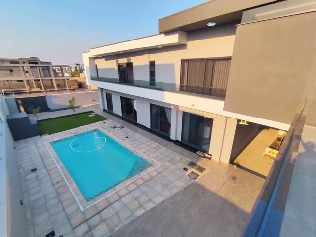 Casa para Arrendamento em Maputo - 2