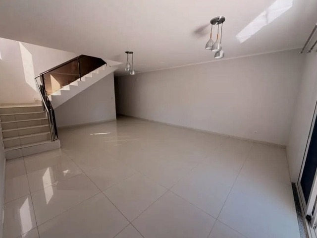 Casa para Arrendamento em Maputo - 4