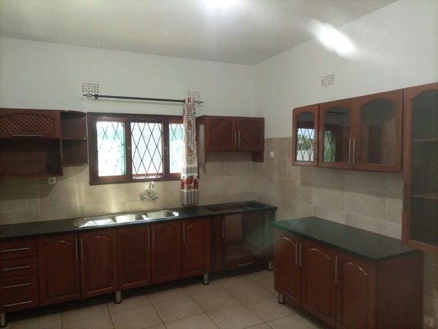 Casa para Arrendamento em Maputo - 3
