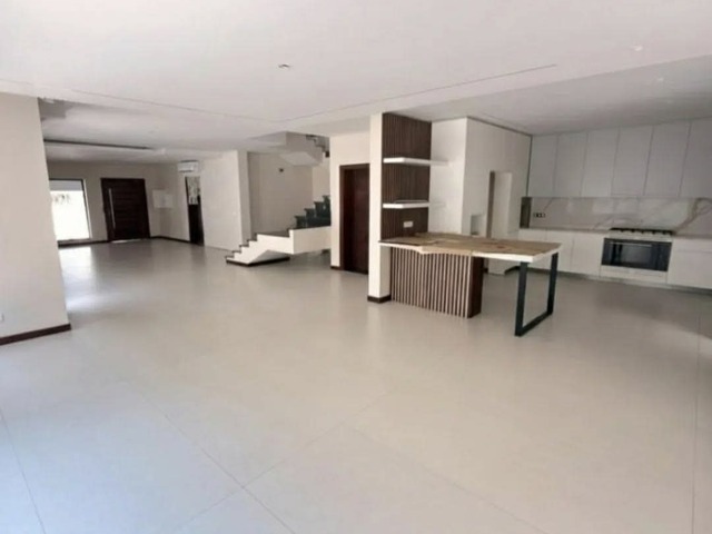Casa para Arrendamento em Maputo - 5