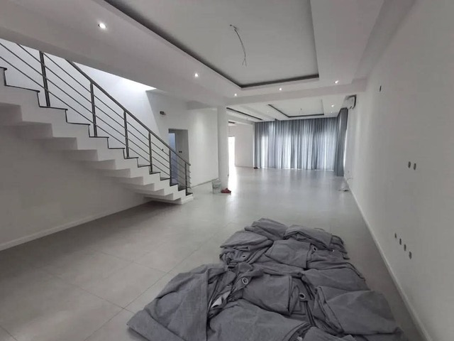 Casa para Arrendamento em Maputo - 2