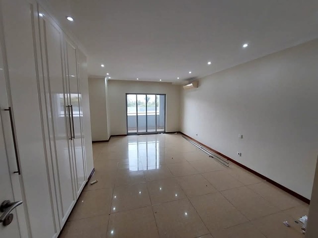Apartamento para Arrendamento em Maputo - 5