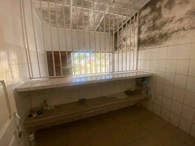 Loja para Arrendamento em Maputo - 2