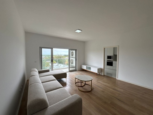 Apartamento para Arrendamento em Maputo - 2