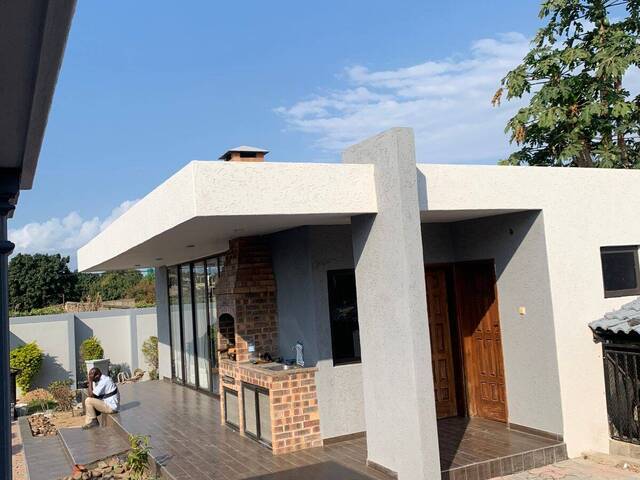Casa para Arrendamento em Maputo - 3