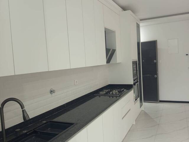 Apartamento para Arrendamento em Maputo - 5