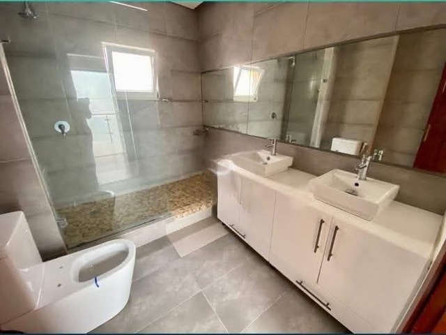 Casa para Arrendamento em Maputo - 5