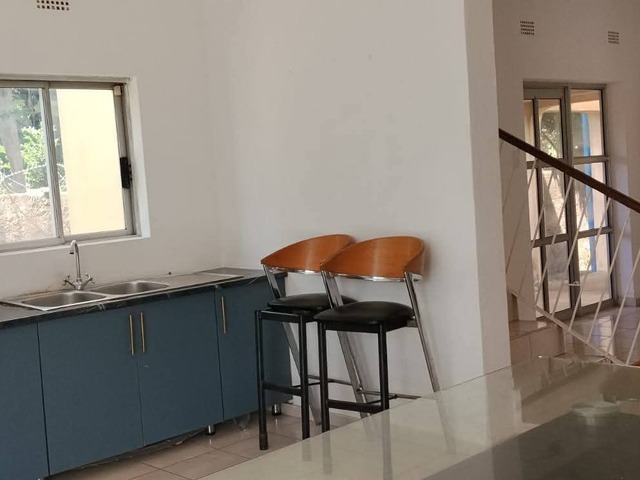Casa para Arrendamento em Maputo - 3