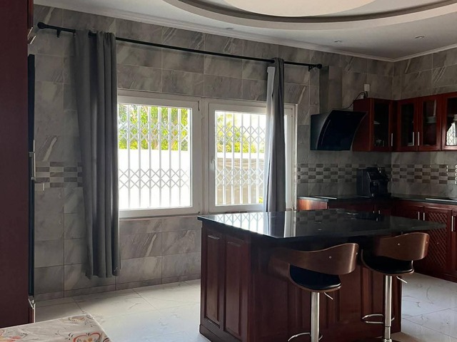 Casa para Arrendamento em Maputo - 2