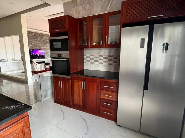 Casa para Arrendamento em Maputo - 4