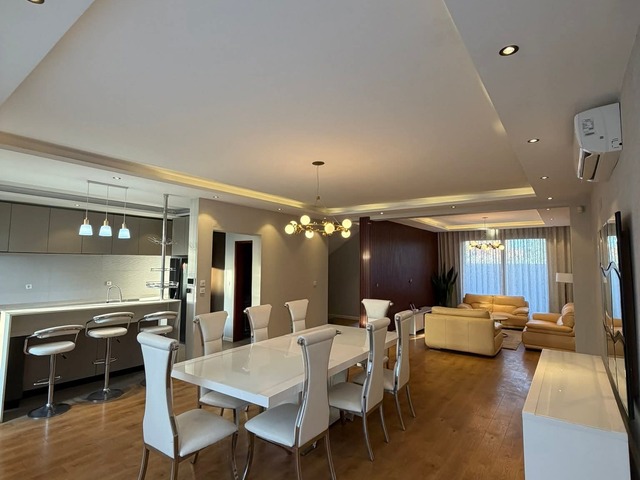 Casa para Arrendamento em Maputo - 5