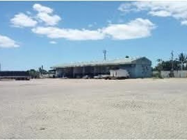 #4969 - Conjunto Comercial para Venda em Maputo - Maputo