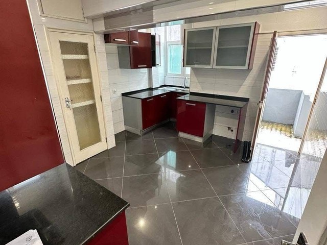 Apartamento para Arrendamento em Maputo - 5